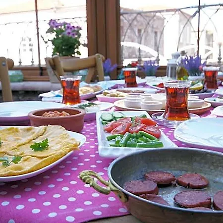 Fikretbey Konagi Айвалык