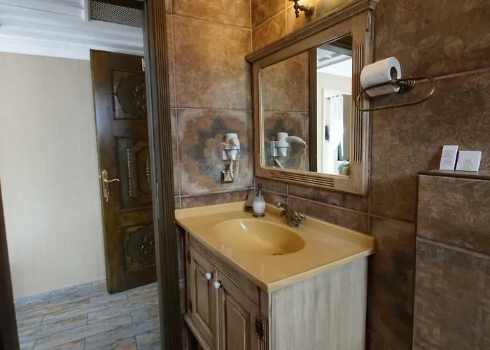 Fikretbey Konagi Ayvalı